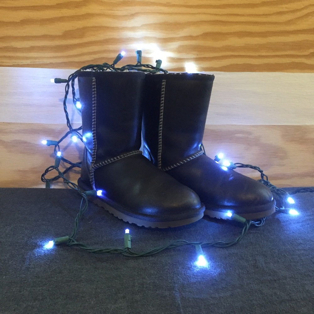 Leather Uggs gently used, black
